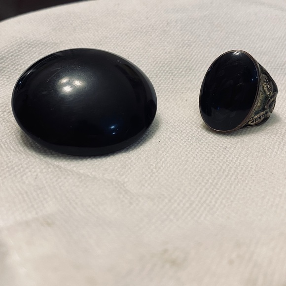 2 Ring Set - It Must Go! - Picture 2 of 7